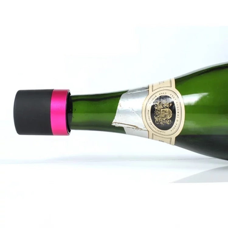 Champagne and Wine Stopper With Aluminium Band﻿